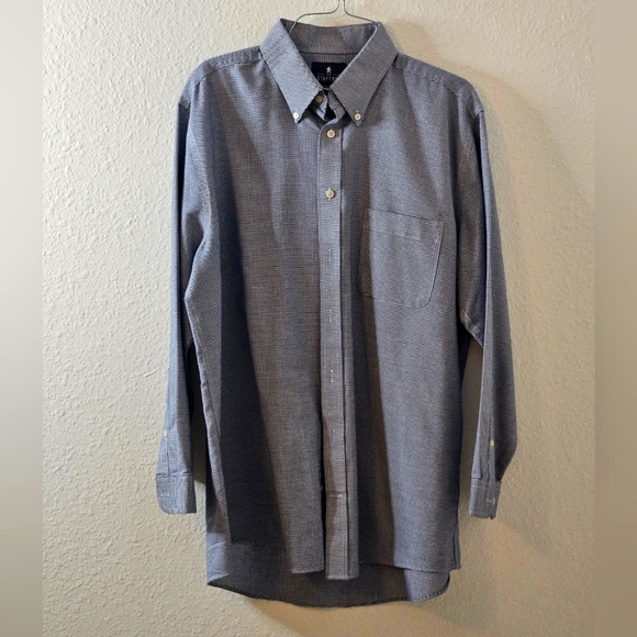 Men's Stafford Button Down Shirt in a dark blue and white design. 16 1/2 - 32/33 - Picture 2 of 10